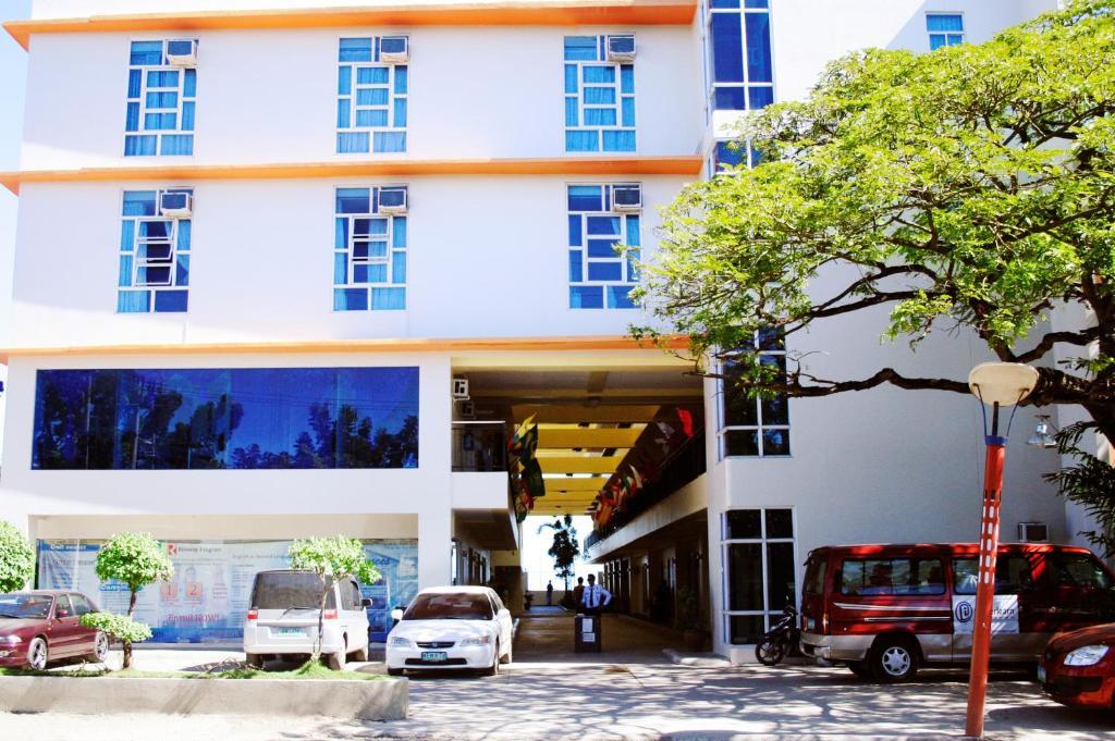 Cleverlearn Residences Lapu-Lapu City Exteriör bild