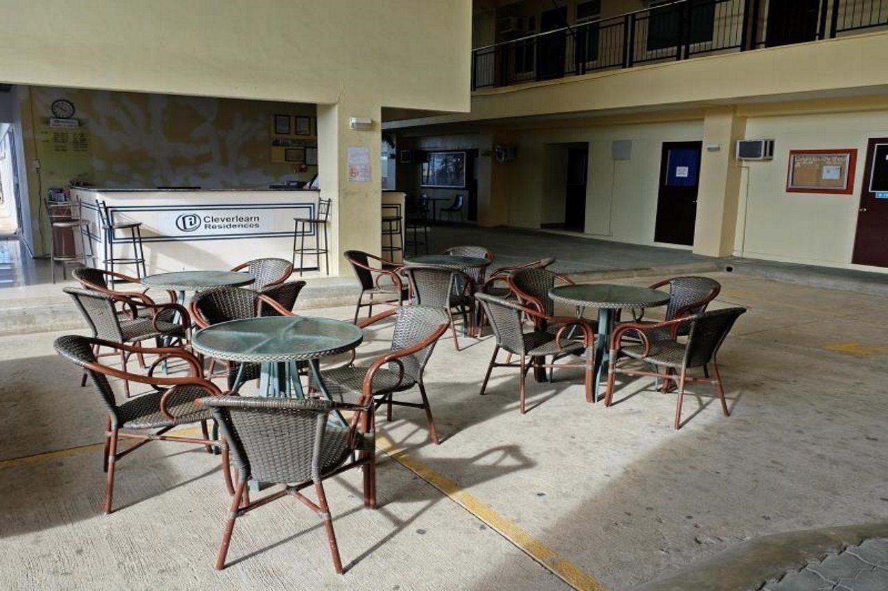 Cleverlearn Residences Lapu-Lapu City Exteriör bild